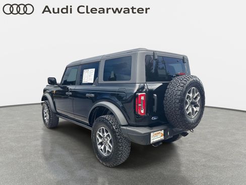Used 2024 Ford Bronco Badlands AWD/4WD image 3