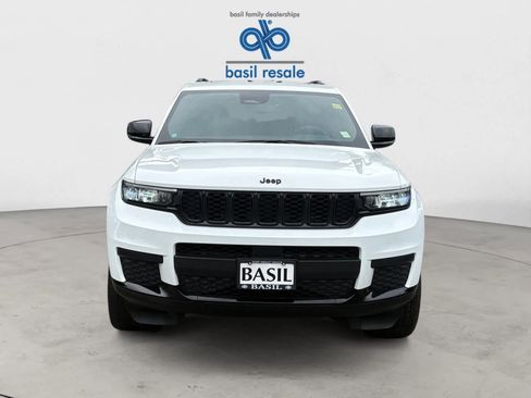 Used 2023 Jeep Grand Cherokee L Laredo AWD/4WD image 6
