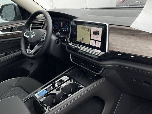 New 2026 Volkswagen Atlas SEL Premium R-Line image 21