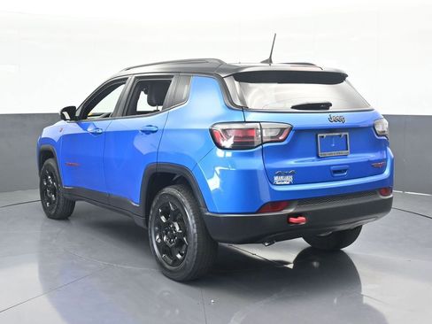 Used 2023 Jeep Compass Trailhawk w/ Trailhawk Elite Group image 4