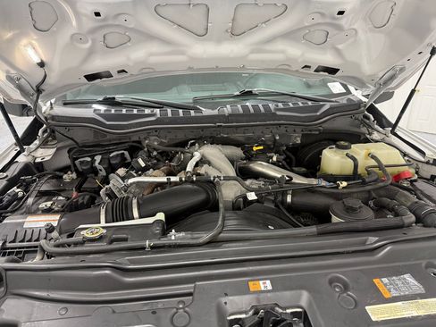 Used 2021 Ford F350 Platinum w/ Tremor Off-Road Package image 56