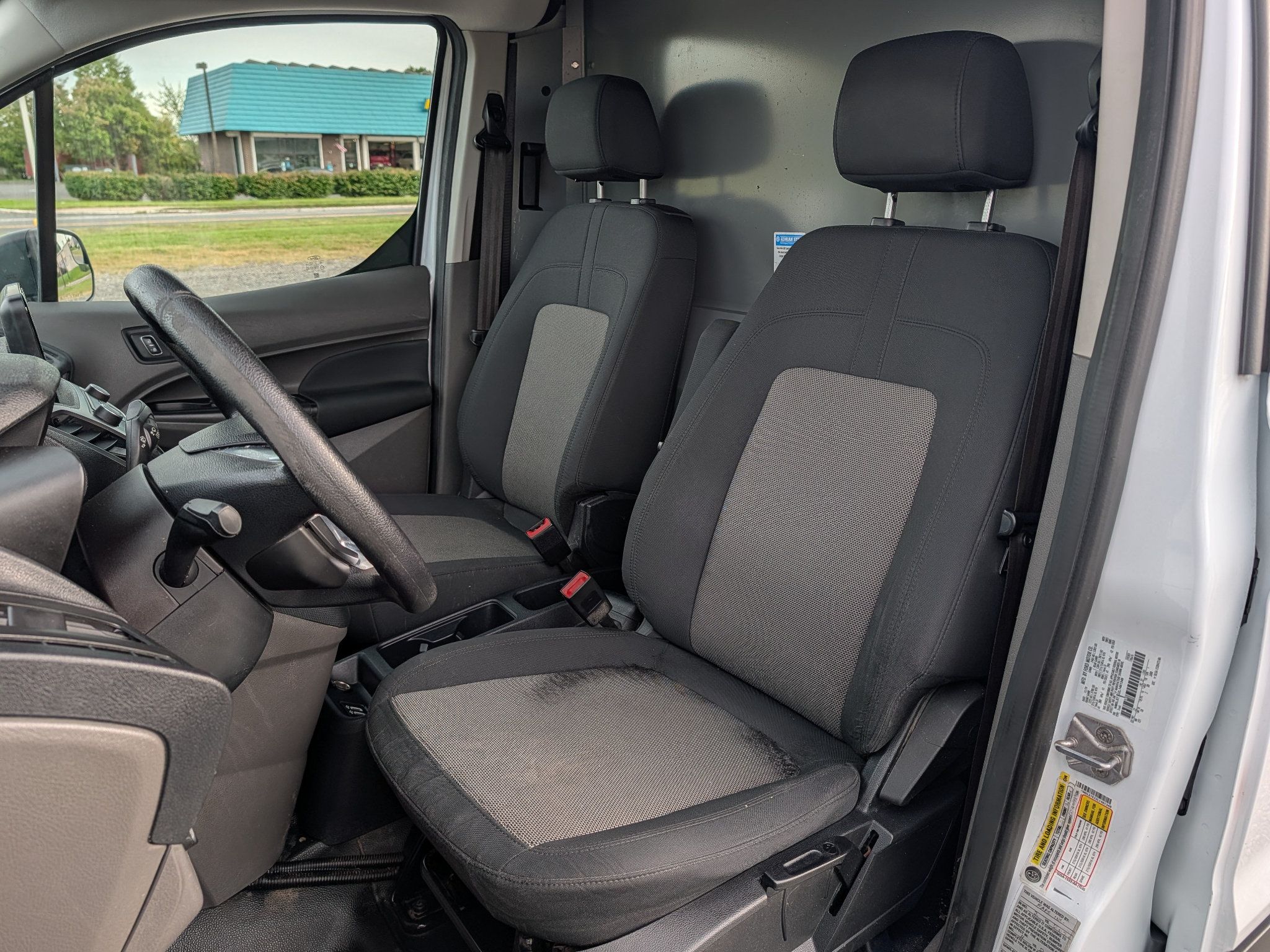 Used 2020 Ford Transit Connect XL FWD image 15