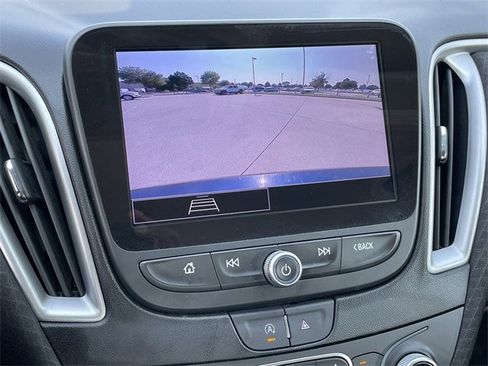 Used 2023 Chevrolet Malibu LT image 18