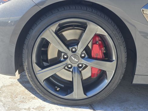 Used 2019 Genesis G70 3.3T Advanced w/ Sport Package image 14