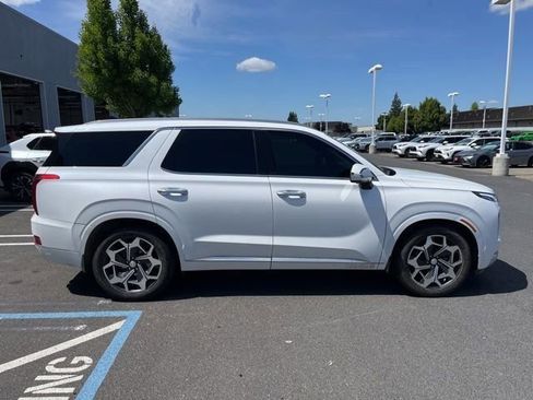 Used 2021 Hyundai Palisade Calligraphy image 4