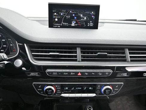 Used 2019 Audi Q7 3.0T Prestige image 16