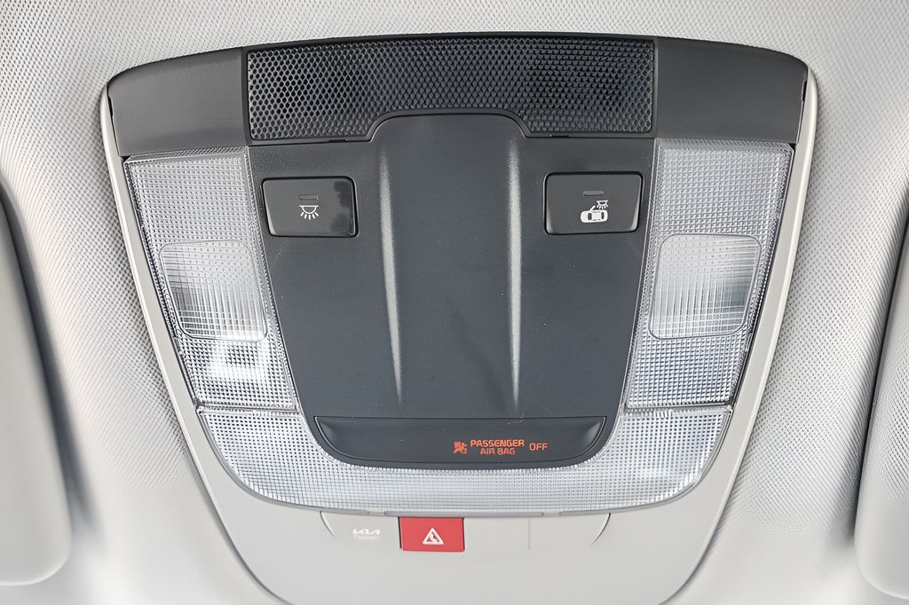 Used 2024 Kia Sportage EX AWD/4WD image 18