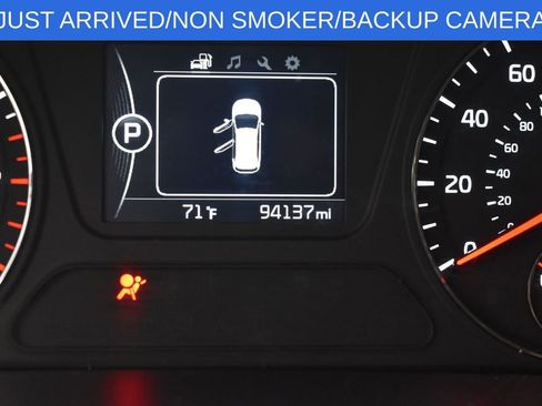 Used 2017 Kia Sorento FWD image 15