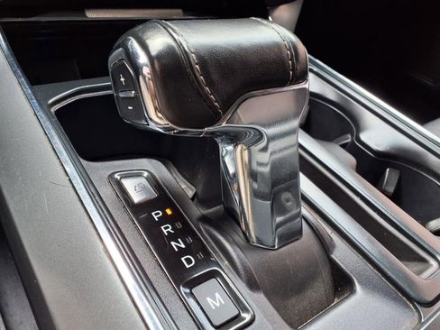 Used 2021 Ford F150 Lariat image 12