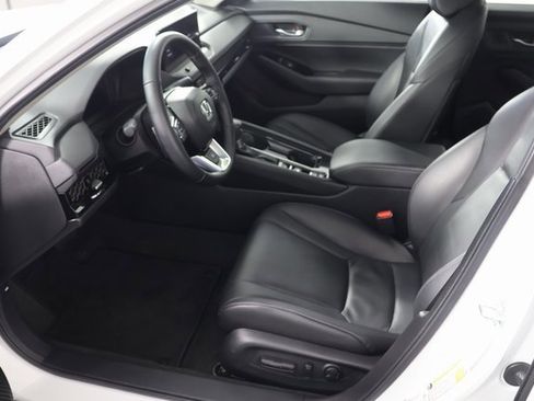 Used 2025 Honda Accord Touring image 21