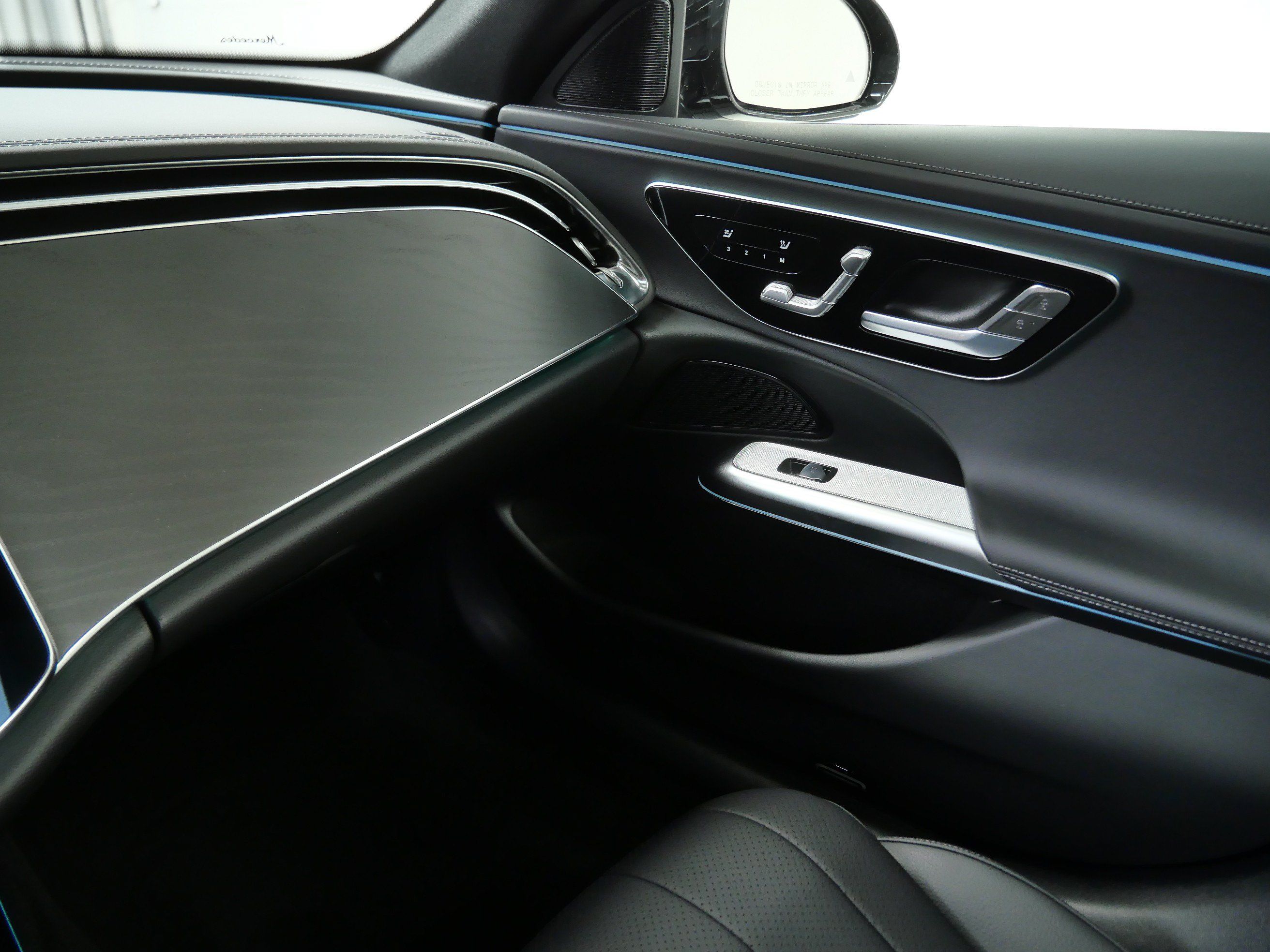 New 2026 Mercedes-Benz E 350 4MATIC Sedan image 10