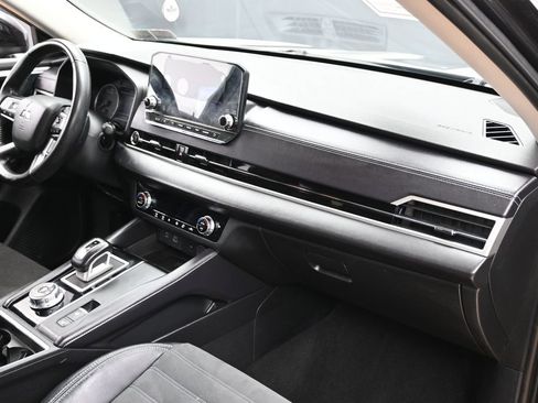 Used 2022 Mitsubishi Outlander SE FWD image 37