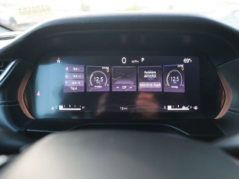 New 2025 Jeep Grand Cherokee L Altitude image 16