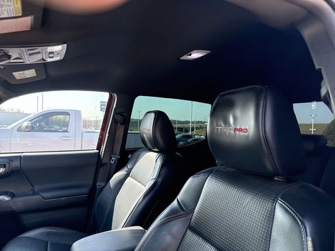Used 2017 Toyota Tacoma TRD Pro image 13