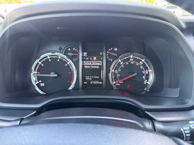 Used 2023 Toyota 4Runner TRD Off-Road Premium w/ Off Road Premium Plus Package AWD/4WD image 27
