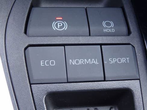 Certified 2024 Toyota RAV4 XLE FWD image 25