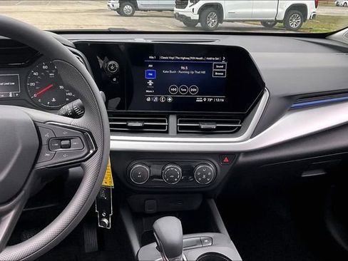 New 2026 Chevrolet Trax LS w/ Driver Confidence Package image 7