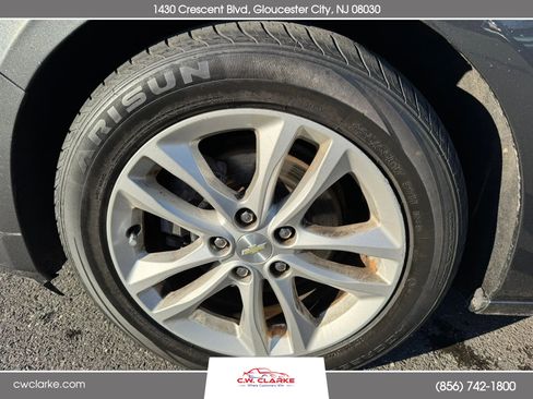 Used 2016 Chevrolet Malibu LT w/ Driver Confidence Package image 9