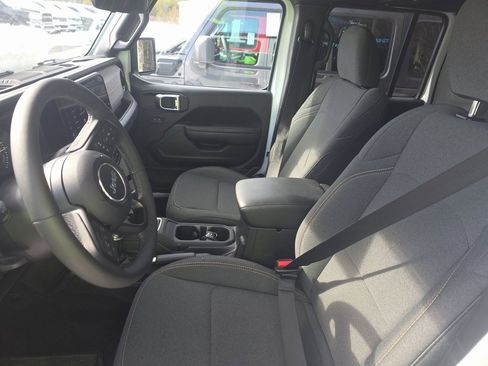 Used 2025 Jeep Wrangler Unlimited Sport S 4xe image 4