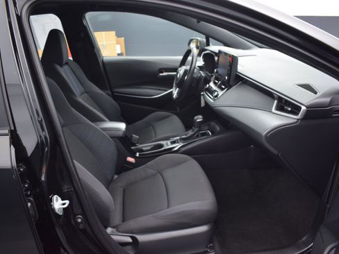 Used 2022 Toyota Corolla SE FWD image 10