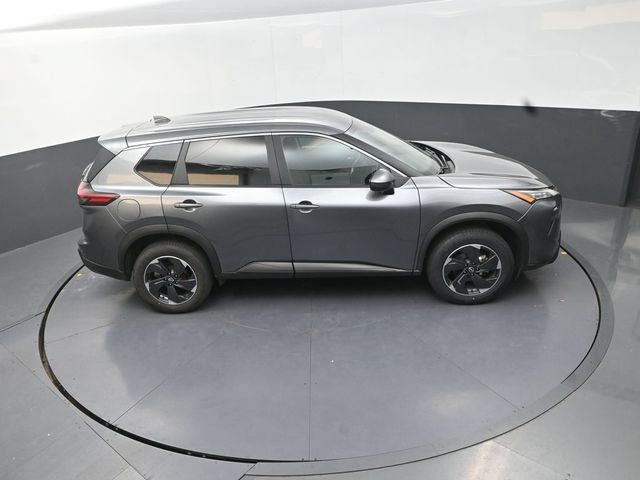Used 2024 Nissan Rogue SV AWD/4WD image 30