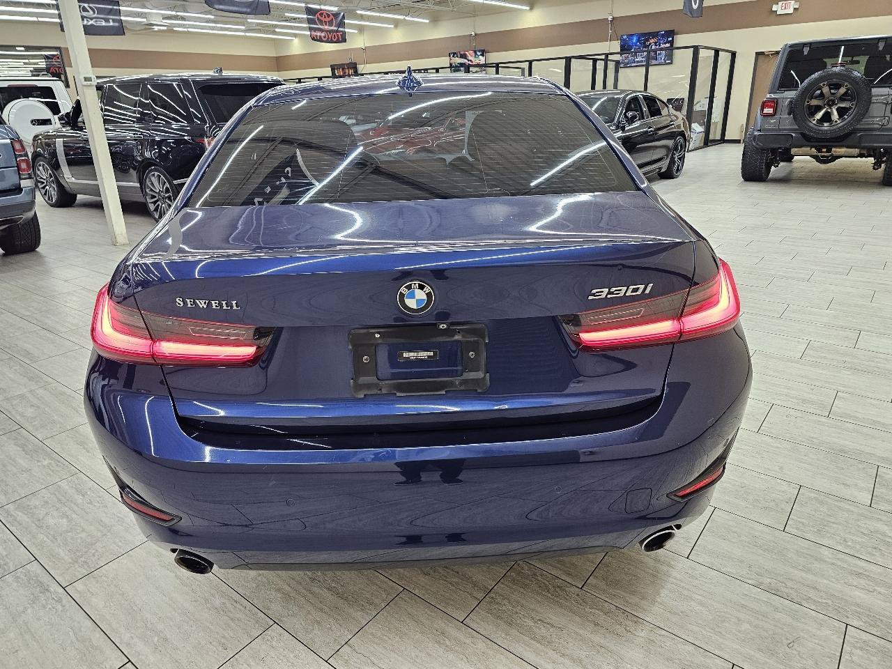 Used 2019 BMW 330i Sedan w/ Convenience Package RWD image 7