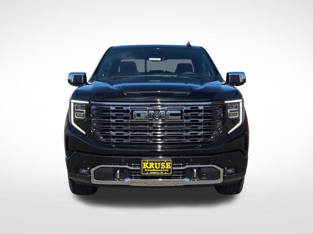 New 2026 GMC Sierra 1500 Denali Ultimate w/ LPO, Black Badging Package AWD/4WD image 9