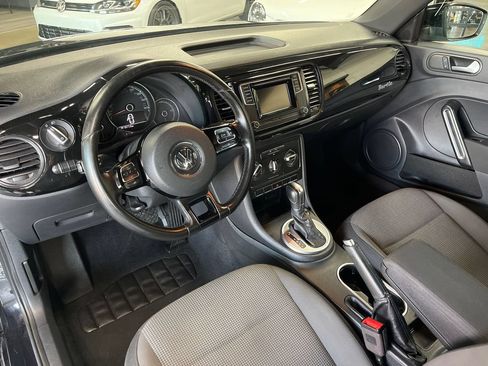 Used 2019 Volkswagen Beetle 2.0T S FWD image 30