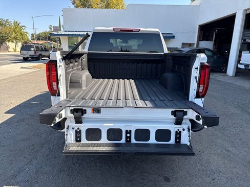 Used 2025 GMC Sierra 1500 AT4 AWD/4WD image 23