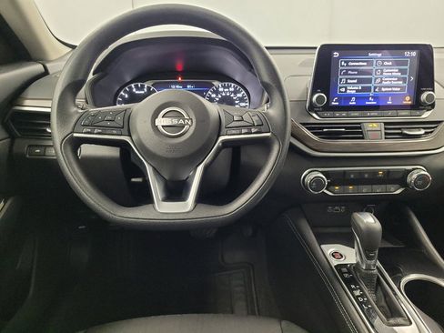 Used 2023 Nissan Altima 2.5 SV FWD image 22