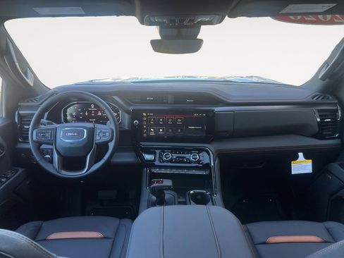 New 2026 GMC Sierra 1500 AT4 w/ AT4 Premium Package AWD/4WD image 10