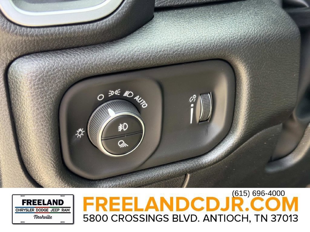 New 2026 RAM 1500 Express AWD/4WD image 23