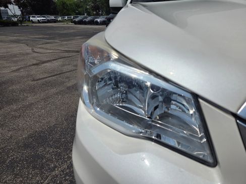Used 2015 Subaru Forester 2.5i Premium w/ All-Weather Package AWD/4WD image 4