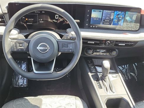 New 2026 Nissan Kicks SV image 5