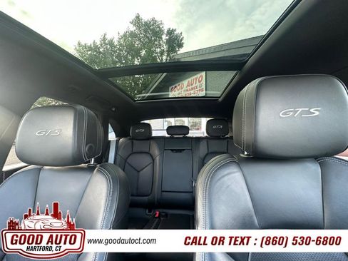 Used 2017 Porsche Macan GTS image 18