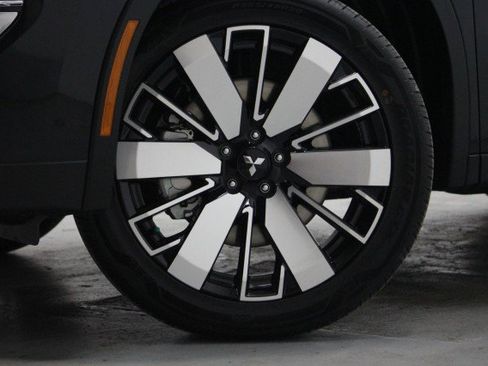 New 2026 Mitsubishi Outlander SE FWD image 3