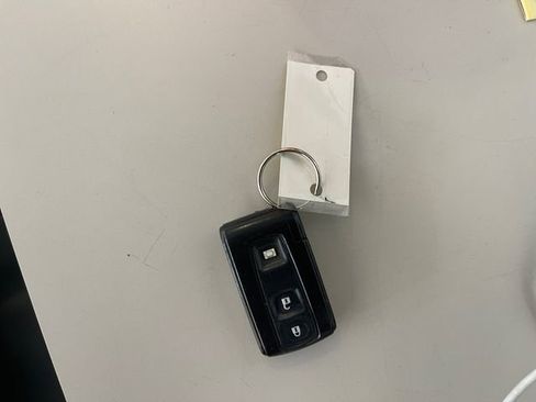 Used 2006 Toyota Prius image 25