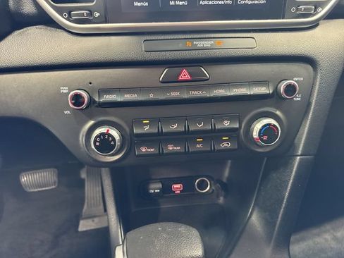 Used 2022 Kia Sportage LX FWD image 14