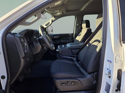 New 2026 Chevrolet Silverado 2500 Custom w/ Custom Value Package image 15