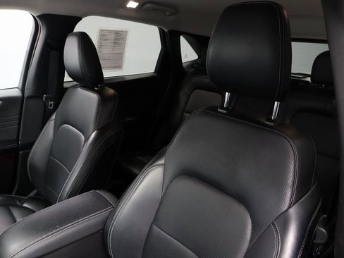 Certified 2025 Ford Escape Platinum image 27