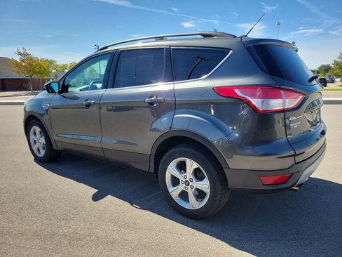 Used 2016 Ford Escape SE w/ Equipment Group 201A AWD/4WD image 3