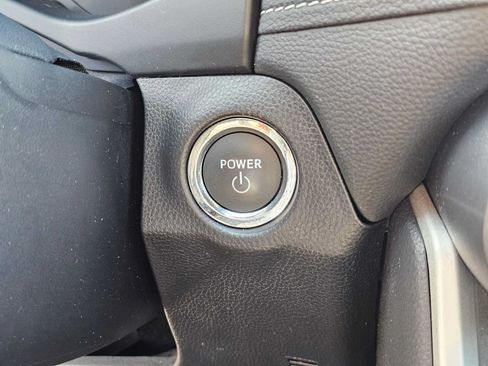 Certified 2025 Toyota RAV4 XLE AWD/4WD image 30