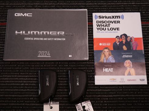 Used 2024 GMC Hummer EV 3X image 21
