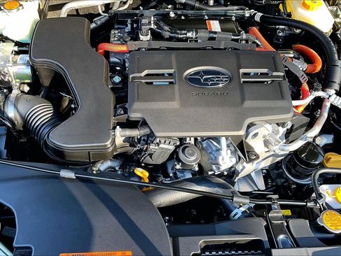 Used 2025 Subaru Forester Limited image 17