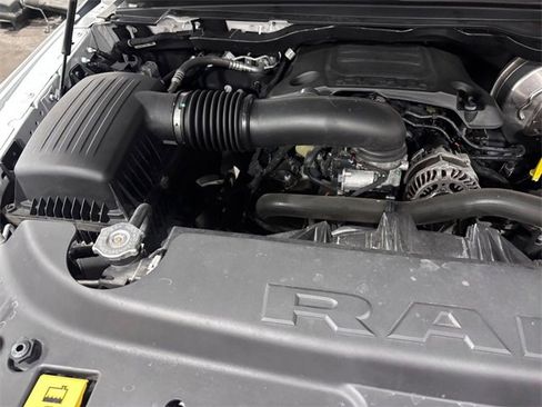 Used 2022 RAM 1500 Limited w/ Off-Road Group image 30