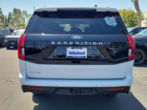 Certified 2025 Ford Expedition Active AWD/4WD image 25