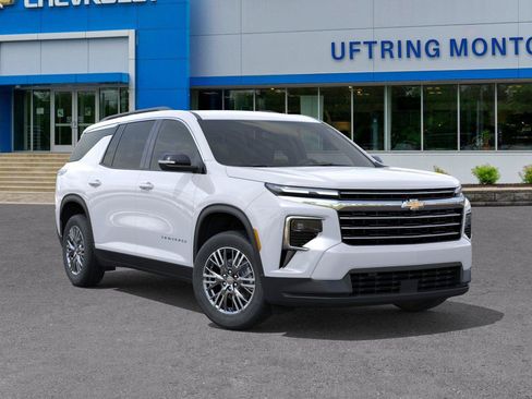 New 2026 Chevrolet Traverse LT w/ Driver Confidence Package FWD image 7