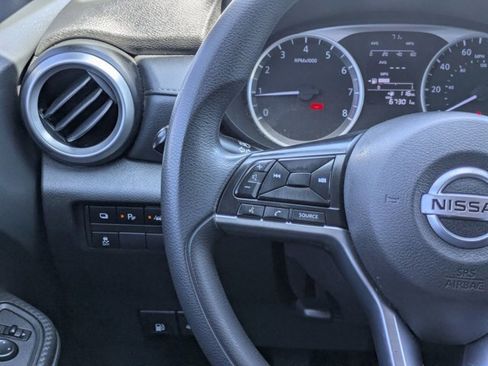 Used 2021 Nissan Versa S image 21