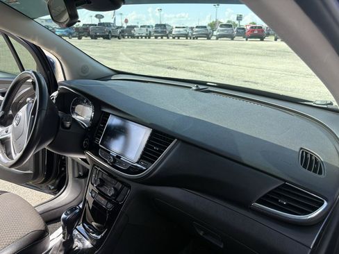 Used 2019 Buick Encore Preferred FWD image 33