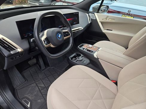 Used 2024 BMW iX M60 image 5